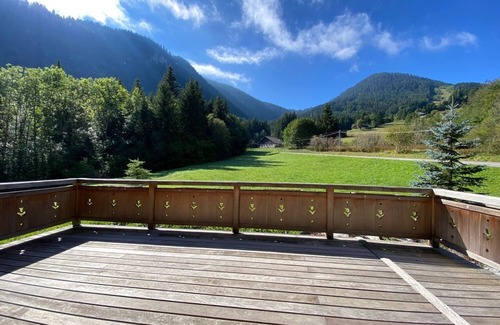 Bonnevaux Chalet De Esquí | Chalet de Charme au Milieu des Montagnes