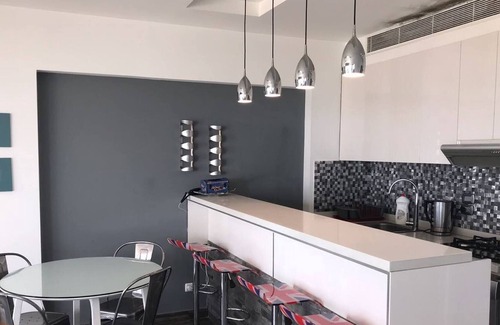 Zouk Mosbeh Apartamento | Chalet De Luxe In Siwar Resort, 2br, Near Rimal