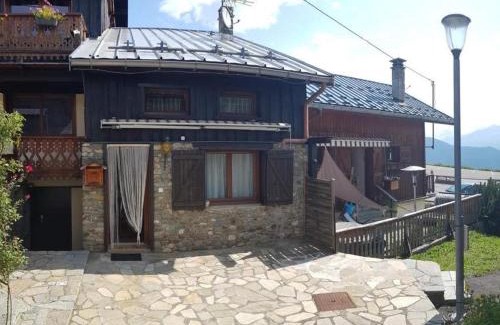 Doucy-Combelouviere Chalet De Esquí | Chalet de montagne au cœur de Doucy