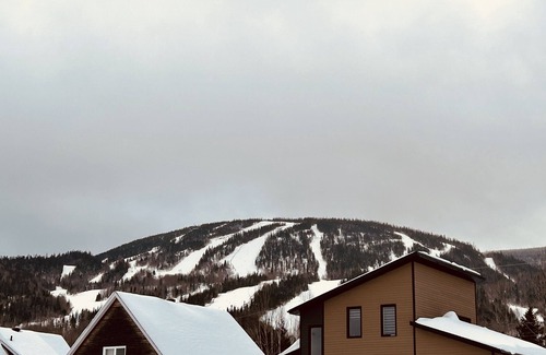L'Anse-Saint-Jean Condominio | Chalet de ski Mont-edouard Lanse-saint-jean