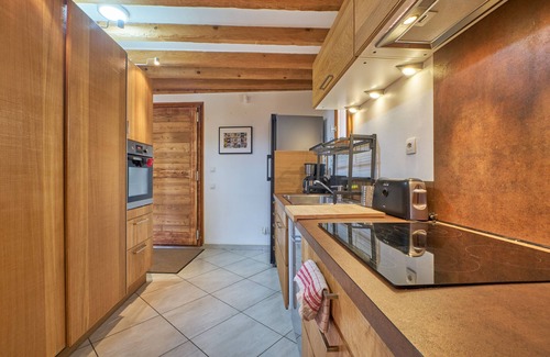 Huez-en-Oisans Chalet De Esquí | Chalet 'Des Grangettes' with Mountain View, Private Terrace and Wi-Fi