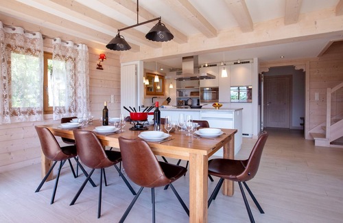 Chesieres Casa | Chalet Domino by Interhome
