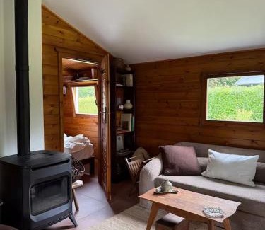 Longpre-les-Corps-Saints Chalet De Esquí | Chalet en bord d'étang