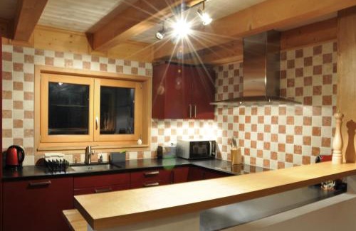 Ormont-Dessus Chalet De Esquí | Chalet Edelweiss Stunning Glacier View