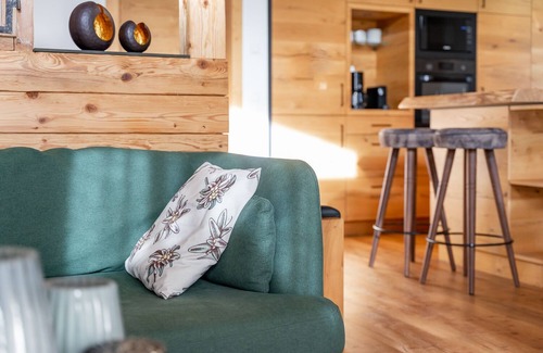 Lengdorf Casa | Chalet Edelweiss - with magnificent mountain view and sauna