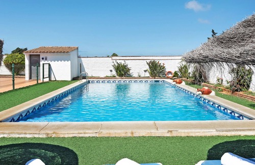 Conil de la Frontera Casa | Chalet 'El Paraíso de Roche - Naranja' con piscina, terraza y Wi-Fi