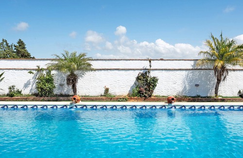 Conil de la Frontera Casa | Chalet 'El Paraíso de Roche - Naranja' con piscina, terraza y Wi-Fi