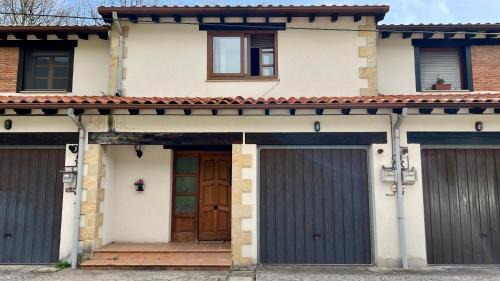 Barcenillas Casa | Chalet en entorno rural a 15 minutos de la playa.