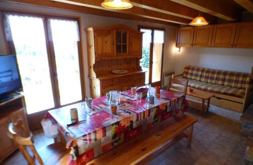 Les Saisies Chalet De Esquí | Chalet familial 4 pièces à Les Saisies, 8 pers, proche pistes, terrasse sud/ouest, en pleine nature - FR-1-594-42