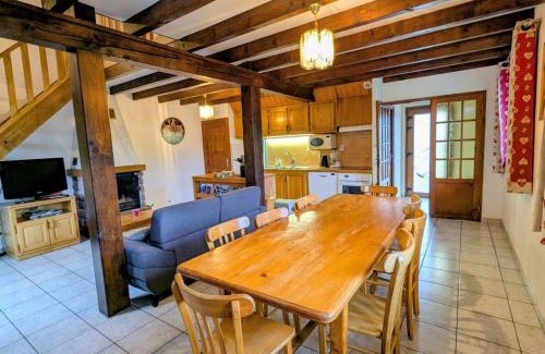 Le Menil Casa | Chalet familial dans le Parc des Vosges, wifi et animaux acceptés - FR-1-589-840