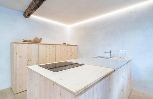 San Martino in Passiria Casa | Chalet "Ferienhaus im Stadl" con vistas a la montaña, Wi-Fi, sauna, terraza y jardín