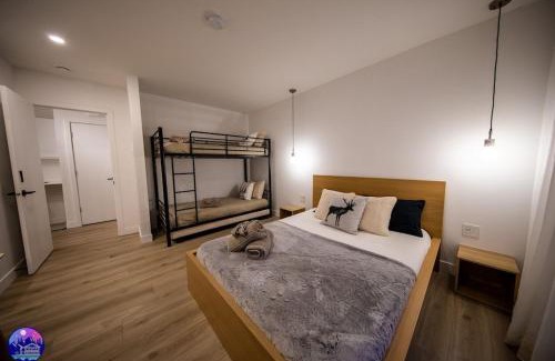 Mauricie Apartamento | Chalet Flodhaus- Bord Rivière St-Maurice (navigable)/SPA/SAUNA - Chalets Galaxia