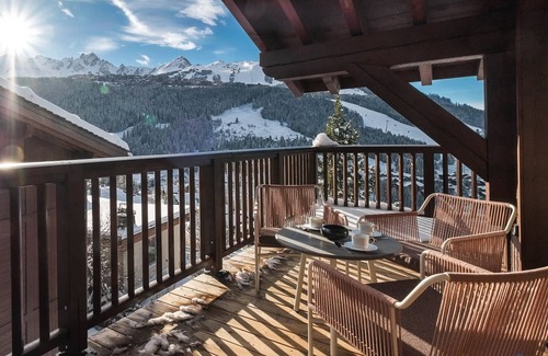 Courchevel Chalet De Esquí | Chalet para 10 en Courchevel 1650 con jacuzzi y ascensor