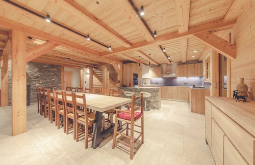 La Chapelle-d'Abondance Chalet De Esquí | Chalet "La Rocca" con vistas a la montaña, bañera de hidromasaje y Wi-Fi