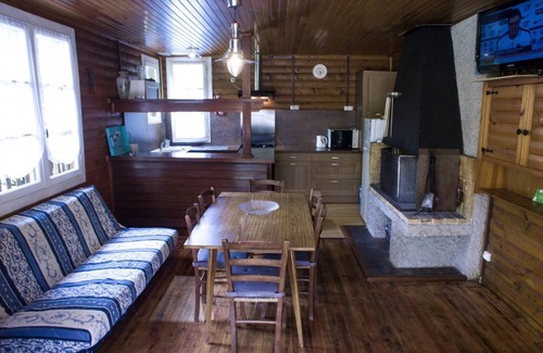 Saint-Antonin Noble Val Chalet De Esquí | Chalet des Berges - Heated pool - Pontoon