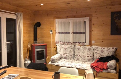 Saint-Leger-les-Melezes Chalet De Esquí | Chalet in the mountains at the foot of the slopes, sleeps 8.