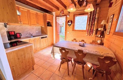 Saint-Martin-de-Belleville Chalet De Esquí | Chalet De Julie - Bel appartement traditionnel 4 pièces sur 2 niveau pour 6 personnes MAE-3734