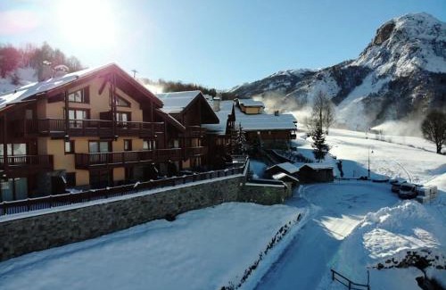 Saint-Martin-de-Belleville Apartamento | Chalet Adele - Appartement 6 personnes situé en bord de piste St Martin de Belleville MAE-8204