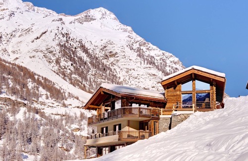 Zermatt Chalet De Esquí | CHALET GRACIA - CATERED 5 DORMITORIOS SKI CHIQUE - PERSONAL INCLUIDO - Matterhorn Views