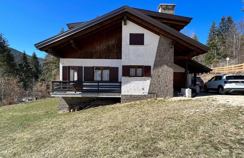 Folgaria Chalet De Esquí | Chalet 'Grazia' con vistas a las montañas, jardín privado y Wi-Fi