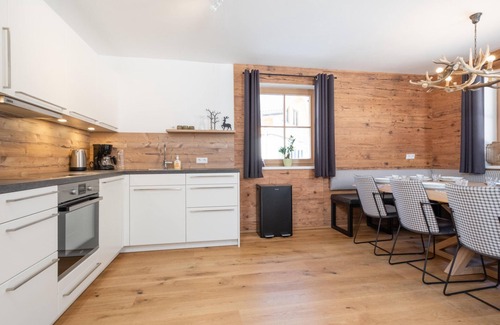 Donnersbachwald Chalet De Esquí | Chalet, Haus am Bach, with sauna close to the ski elevator