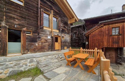Grafschaft Chalet De Esquí | Chalet Himmel - Top renoviertes Walliserhaus in Biel VS