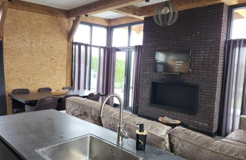 Sint-Annaland Chalet De Esquí | Chalet Houtrust