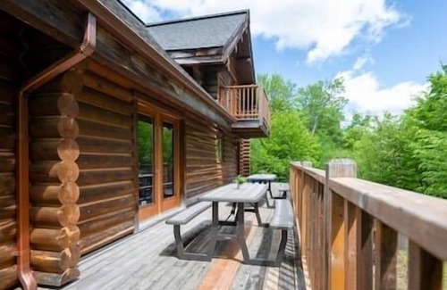Labelle Casa | Chalet HURON / 15 Guest / EV Car