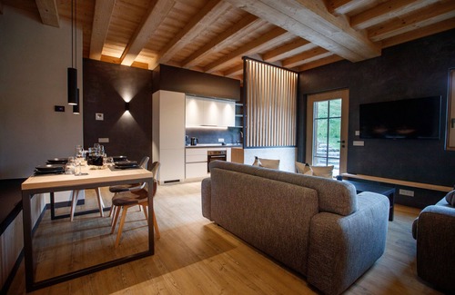 Livigno Chalet De Esquí | Chalet 'Ice Villa Genf' con vistas a la montaña, jardín compartido y Wi-Fi