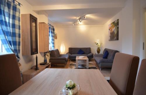 Elpe Apartamento | Chalet im Sauerland nahe Skigebiet Winterberg