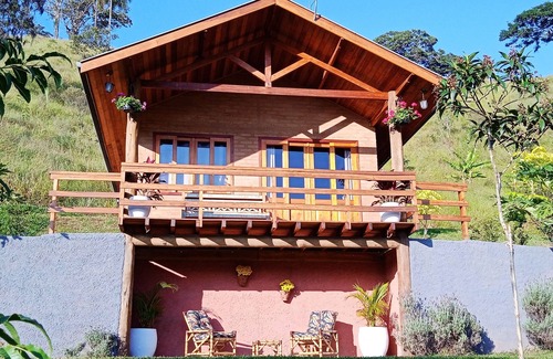 Sao Bento do Sapucai Chalet De Esquí | Chalet in Serra da Mantiqueira in São Bento do Sapucai near the south of Minas