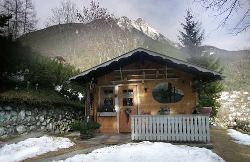 Karroesten Chalet De Esquí | Chalet en caroles con un bosque cercano