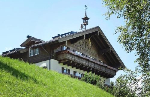 Dienten am Hochkoenig Apartamento | Chalet in Dienten by Ski Slopes & Wellness