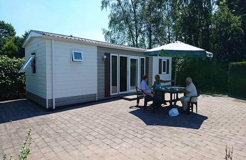 Baarle-Nassau Chalet De Esquí | Chalet en parque vacacional con terraza