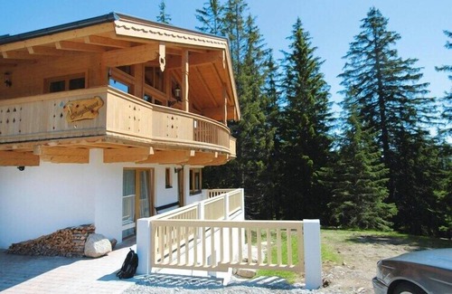 Hochkrimml Chalet De Esquí | Chalet en Königsleiten con Spa y Vistas a los Alpes