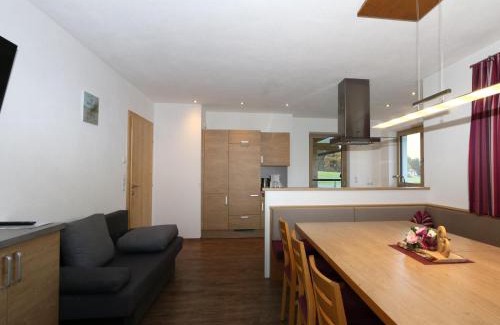 Kaltenbach Apartamento | Chalet in Kaltenbach near Ski Lift