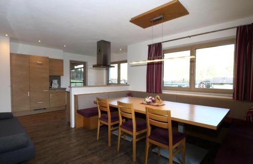 Kaltenbach Apartamento | Chalet in Kaltenbach near Ski Lift