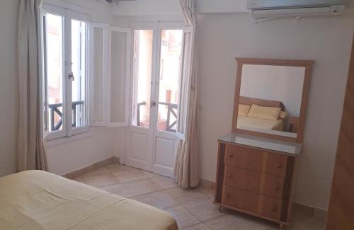 Shurtah al-Dakhlah Chalet De Esquí | Chalet in Lazordy bay