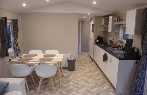 Makkum Chalet De Esquí | Chalet in Makkum - K118