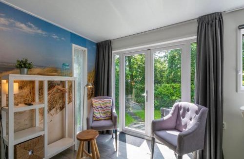 Sint Maartensvlotbrug Casa | Chalet in Texel near Beach and Forest