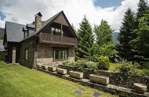 Vielha e Mijaran Casa | Chalet in Vielha near Baqueira Ski Resort, cleaning included