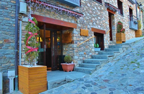 Erts Apartamento | CHALET JANET