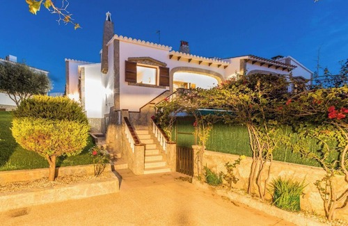 Punta Grossa Villa | Chalet Joan i Nuria in Menorca By home villas 360