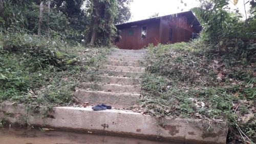 Kampung Guar Chalet De Esquí | Chalet Kampong Guar, Manong