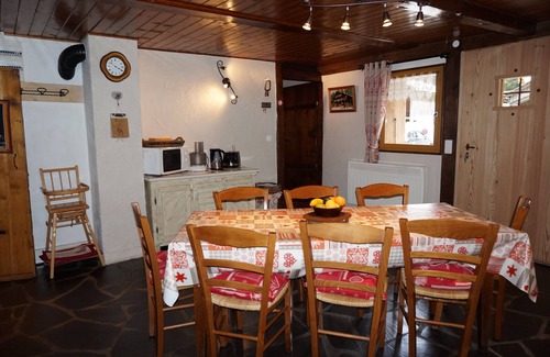 Les Prodains Chalet De Esquí | Chalet L'Ancetre - los precios indicados son para autoservicio