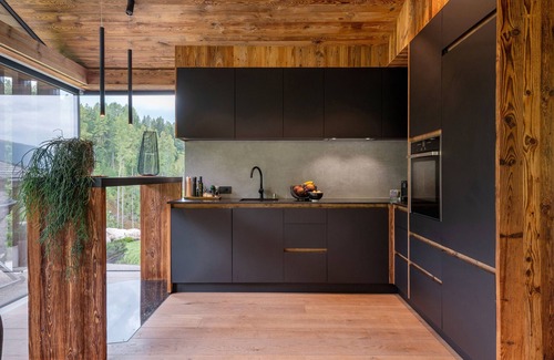 Selva di Val Gardena Chalet De Esquí | Chalet 'L Piz Dolomites' with Mountain View, Private Terrace and Wi-Fi