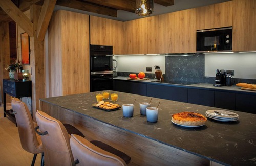 Chatel Chalet De Esquí | Chalet La Cachette - relaxing stay 10p hot tub and sauna - OVO Network