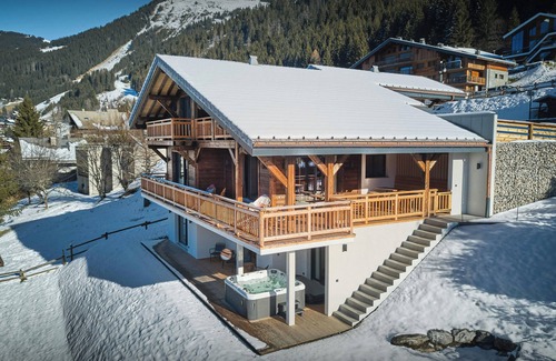 Chatel Chalet De Esquí | Chalet La Cachette - relaxing stay 10p hot tub and sauna - OVO Network