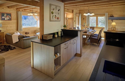 La Giettaz Chalet De Esquí | Chalet La Canopée - Aravis mountain stay with spa for 10 - OVO Network