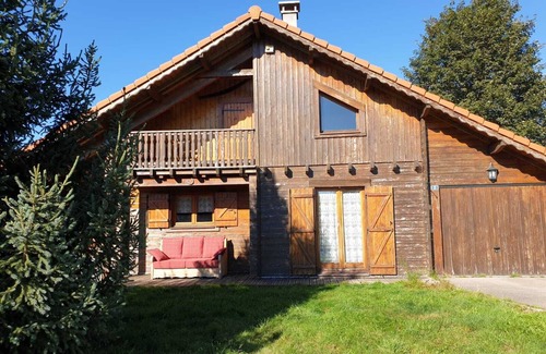 Champdray Chalet De Esquí | Chalet "La Palette" con Wifi en la naturaleza en una parcela de 11 ares